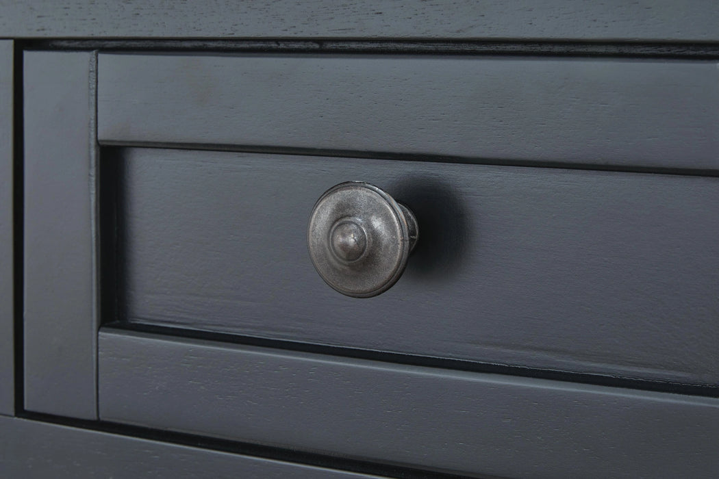 Wildenauer Chairside End Table